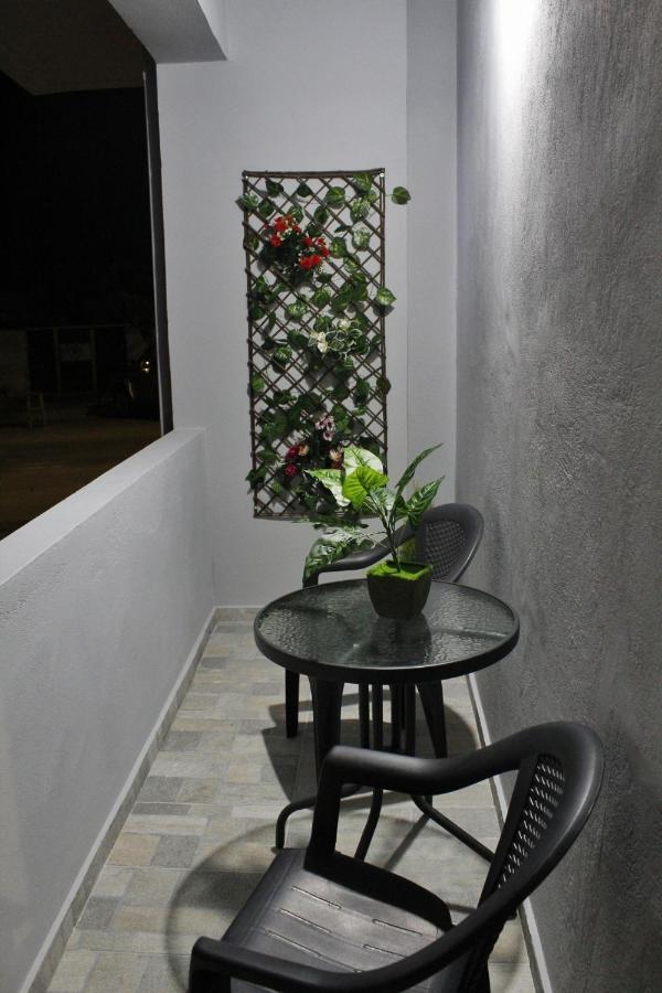 Vaso'S Apartment Ираклион Экстерьер фото